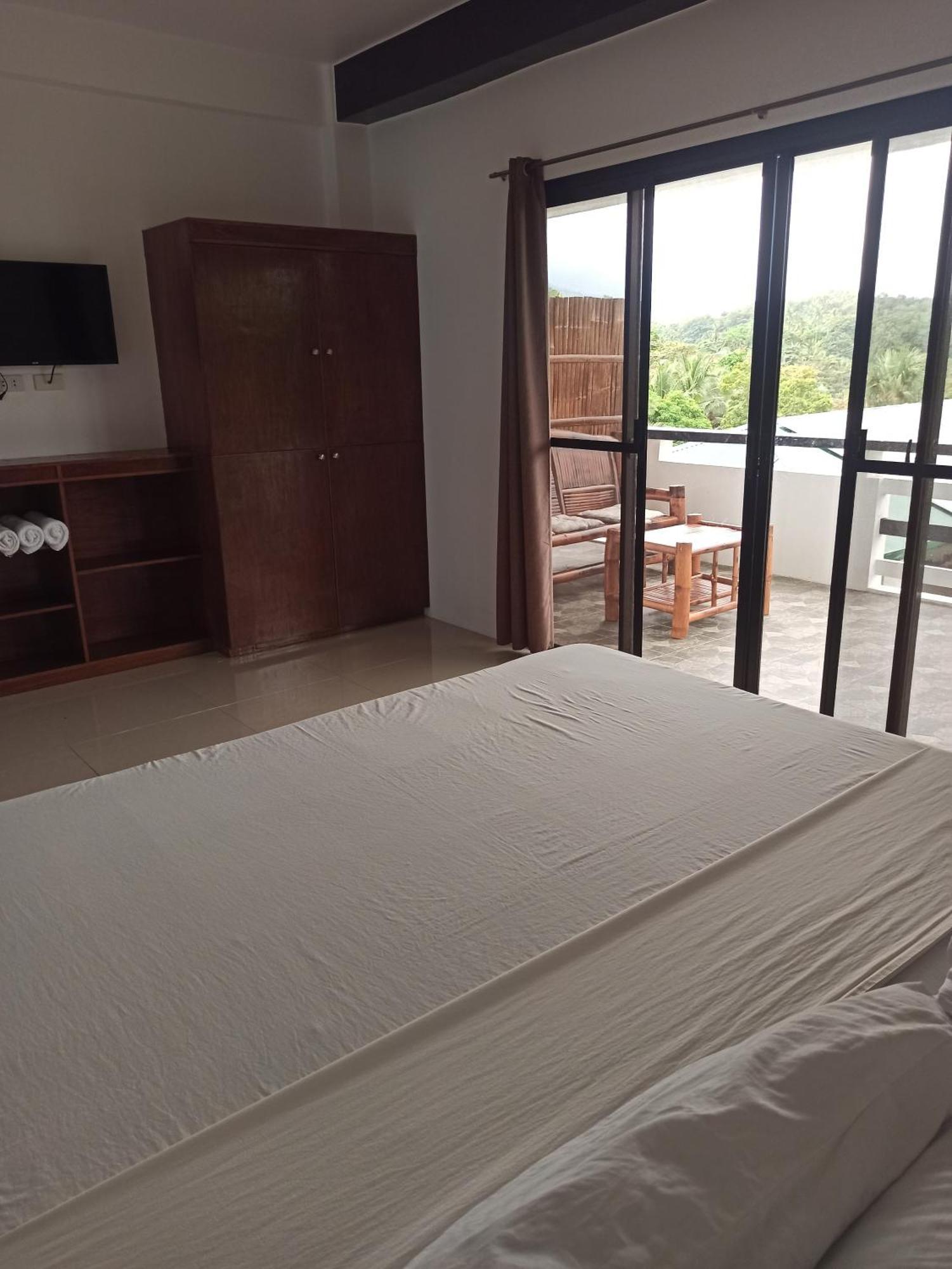 Jalyn'S Resort Sabang Puerto Galera Phòng bức ảnh