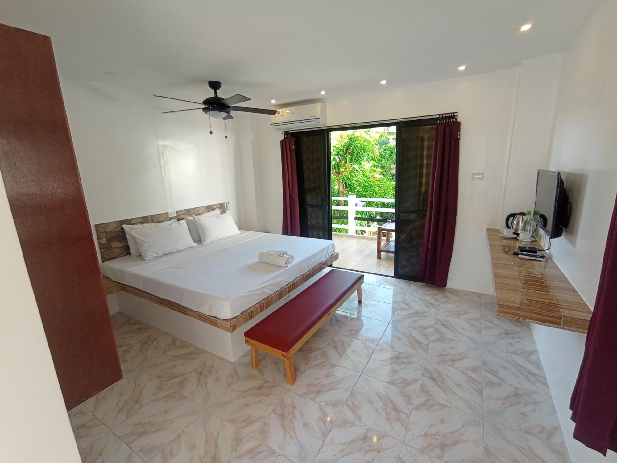 Jalyn'S Resort Sabang Puerto Galera Ngoại thất bức ảnh
