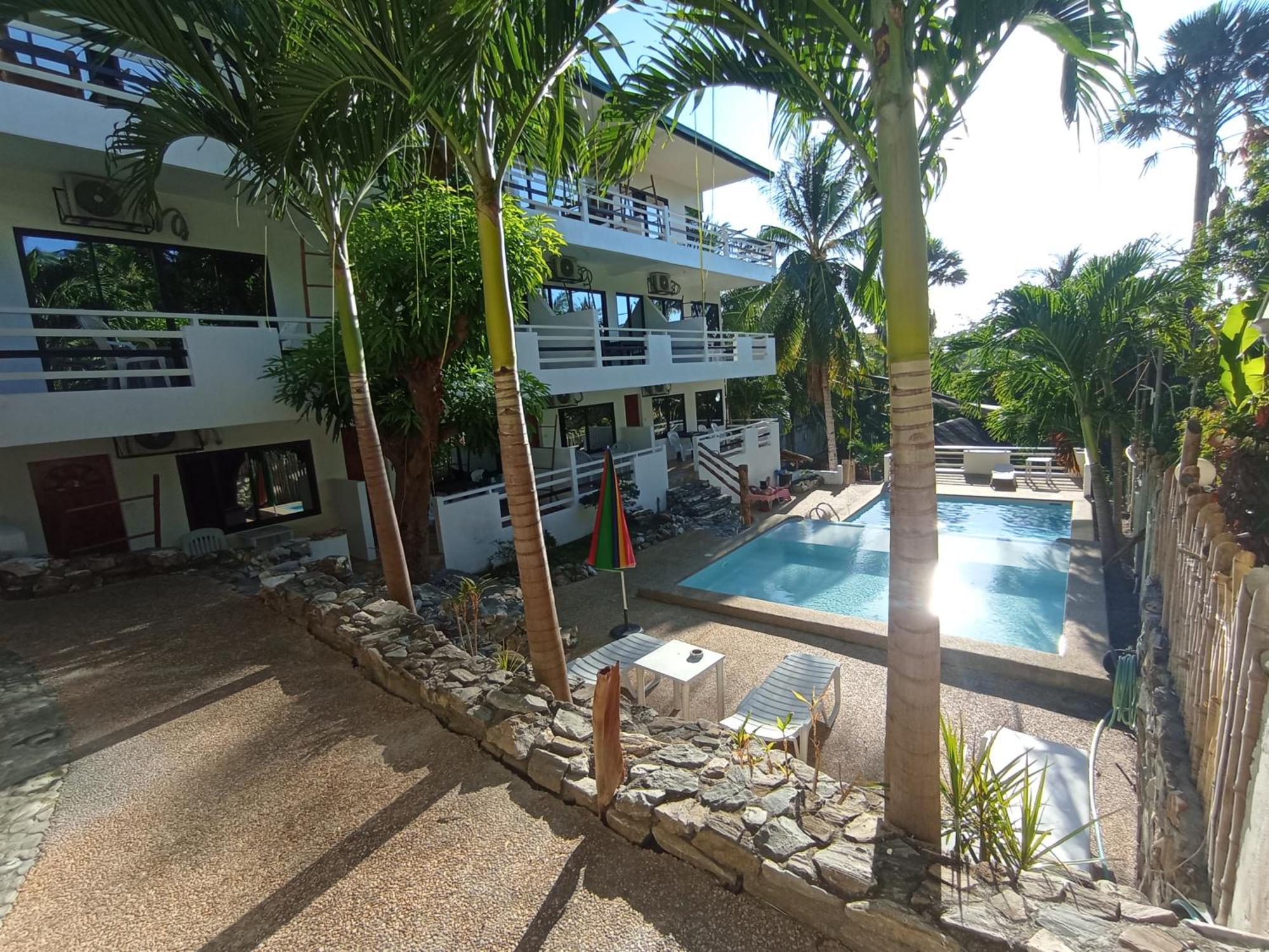 Jalyn'S Resort Sabang Puerto Galera Ngoại thất bức ảnh